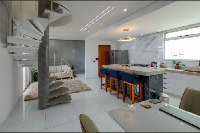 Apartamento à Venda - Coração Eucarístico, 3 Quartos, 168 m2