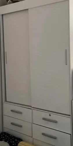 Armário com 2 portas de correr e 6 gavetas em Excelente estado(desmontado)