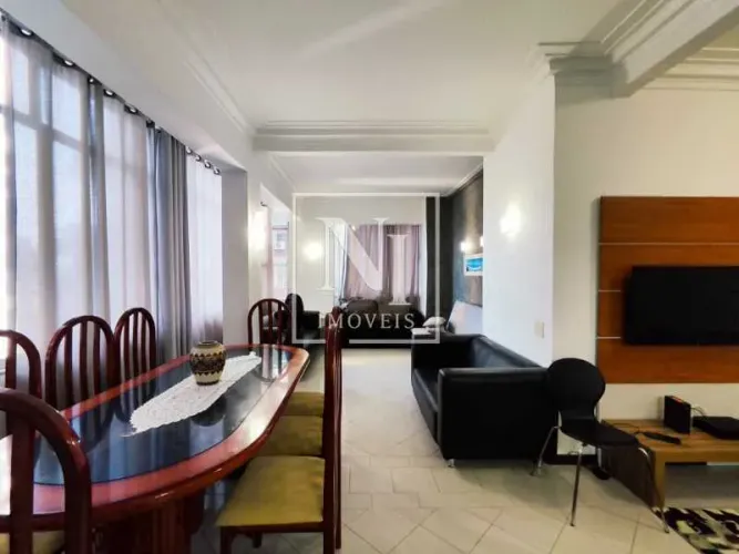 Apartamento 2 quartos na Av. Atlantica à venda em Copacabana