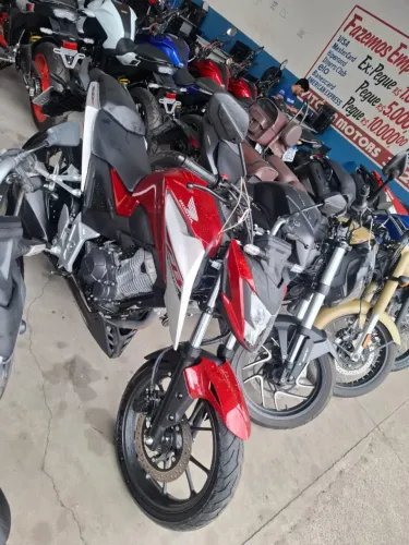 Honda CB Twister 300cc 2026