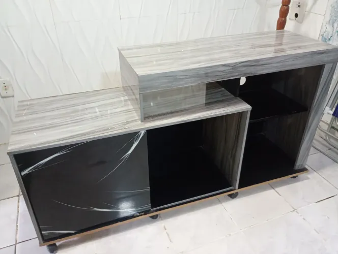 Rack muito em mdf pequeno