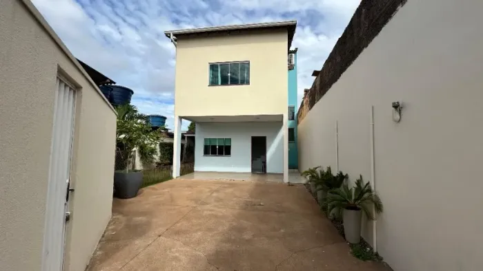 Sobrado para Locação de 02quartos sendo 01 Suíte no Bairro Agenor/Av. Amazonas/Rio Madeira