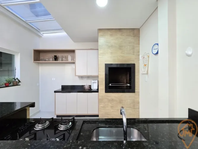 SOBRADO EM CONDOMINIO COM 3 DORMITÓRIOS SENDO 01 SUÍTE | ESPAÇO GOURMET ! REFORMADO