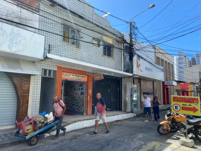 ALUGA-SE SALA COMERCIAL - CENTRO DE NATAL/RN