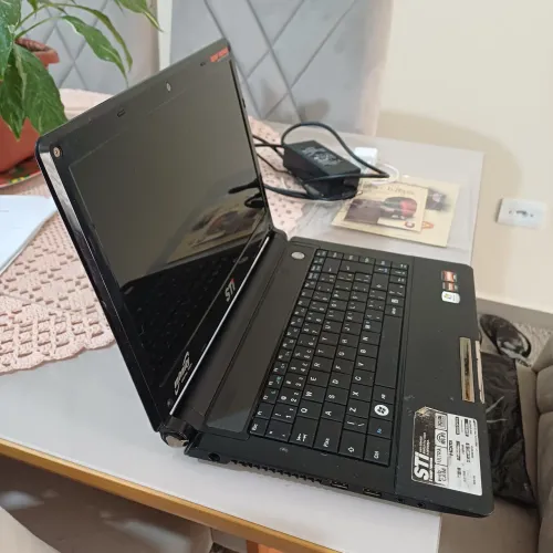 Notebook Sti Semp Toshiba 