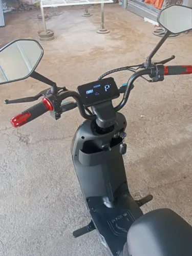 Vendo  scuter elétrica de 1.000 w  