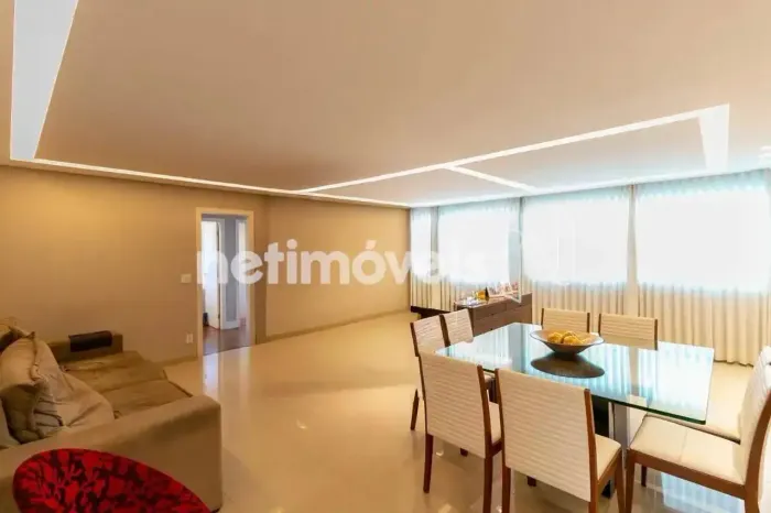 Apartamento no Buritis com 4 quartos, suíte e 3 vagas em torre única.