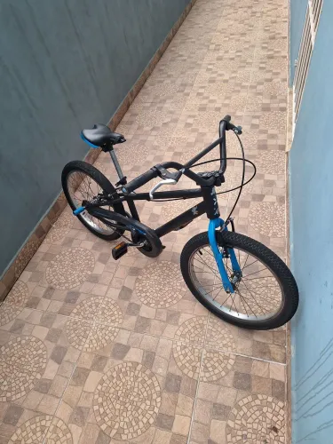 Bicicleta aro 20 infantl modelo decathlon