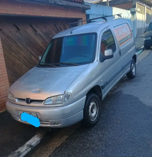 Peugeot Partner Furgão 1.8 3P 2001