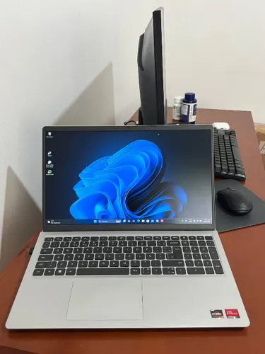 Notebook Dell 15 SEMI-NOVO!!