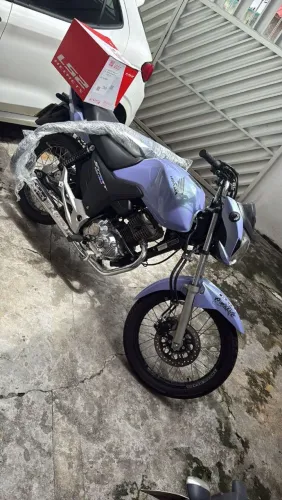Vendo moto 160 start semi nova