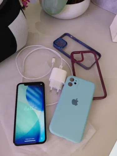 iPhone 11