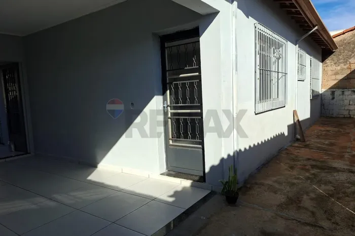 Casa para locação com 2 quartos, Santa Cruz