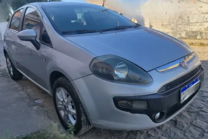 Fiat Punto Attractive 1.4 Fire Flex 8V 5P 2016