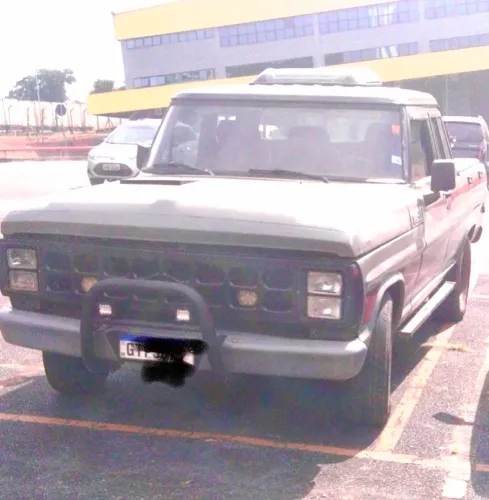 Ford F-1000 S. S. Diesel / S.s. Diesel Turbo 1985
