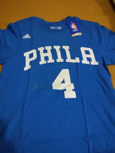 Camiseta Adidas NBA Philadelphia 76ers Tam. S infantil