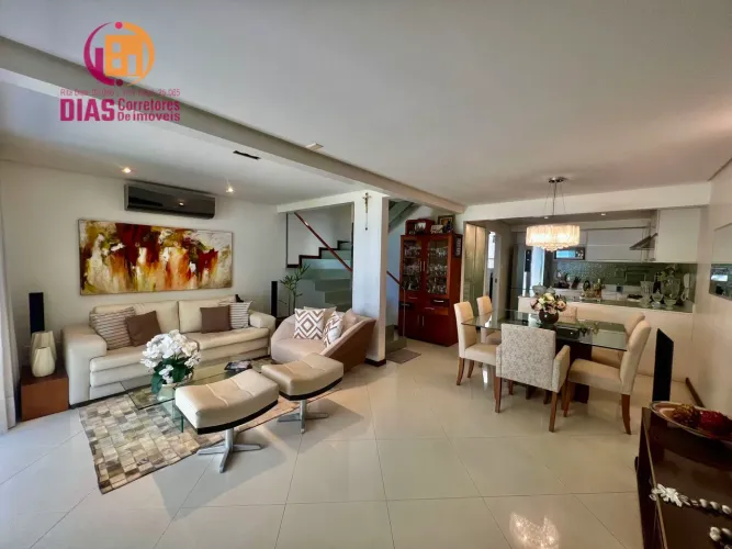 Casa em condomínio com 3 dormitórios em Patamares