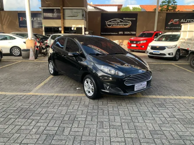 Ford Fiesta SEL 1.6 16V Flex Aut. 5P 2017