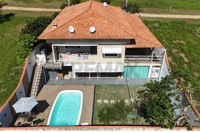 Casa Espetacular para LOCAÇÃO em Condomínio Fechado - Araruama/RJ