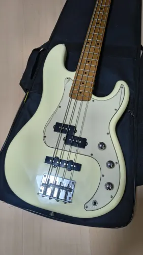 Baixo Tagima TW-65 PJ