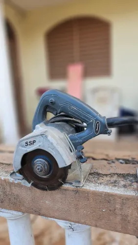 Serra mármore makita em perfeitas condições