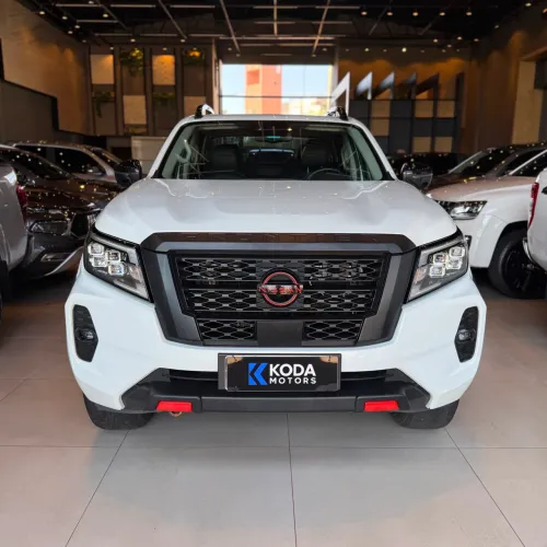 Nissan Frontier Pro4x CD 4X4 2.3 Bi-TB Die. AUT 2024