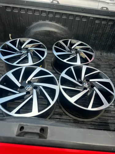 Rodas 17, 4 furos