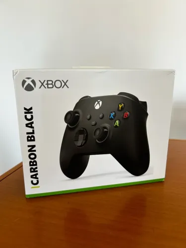 Controle de Xbox séries X/S black lacrado