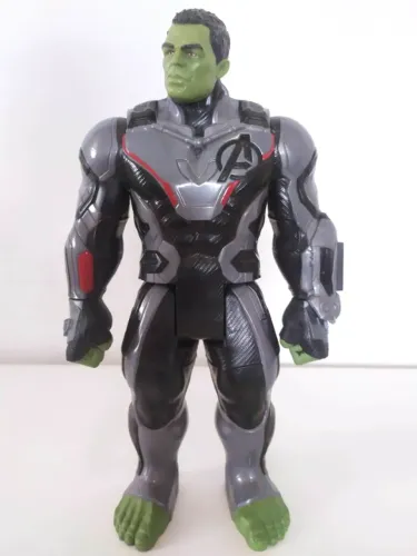 Boneco Titan Hero Marvel Deluxe 2.0 Hulk - Figura de 30 centímetros - E3304 - Hasbro