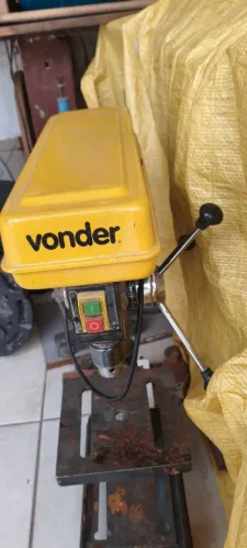 Furadeira de bancada