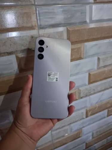 Celular bom e barato