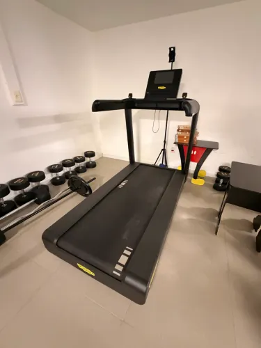 Esteira Technogym excite Live Run