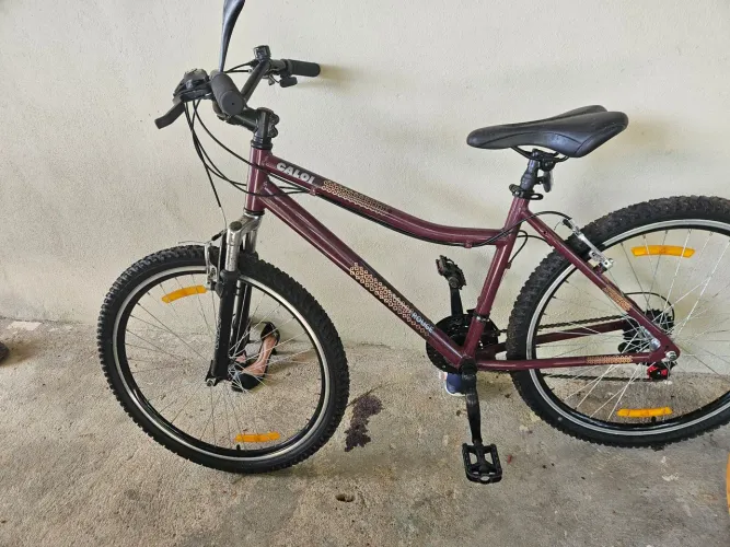 Vendo bike com nota fiscal aro 26