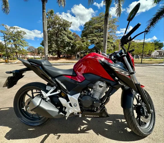 Venda Twister 300 ABS 2025