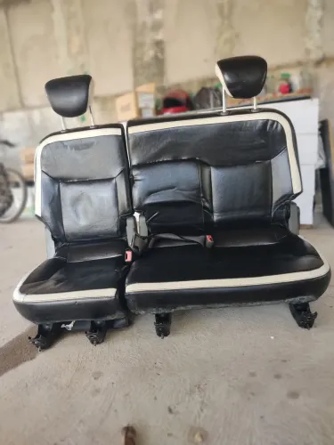 Vende-se Banco de couro Spin 2013.