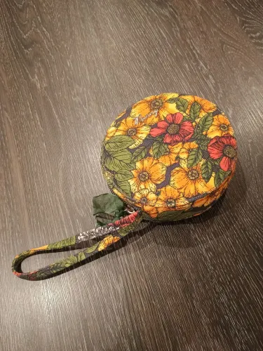 Bolsa de mão Munny Redonda Floral
