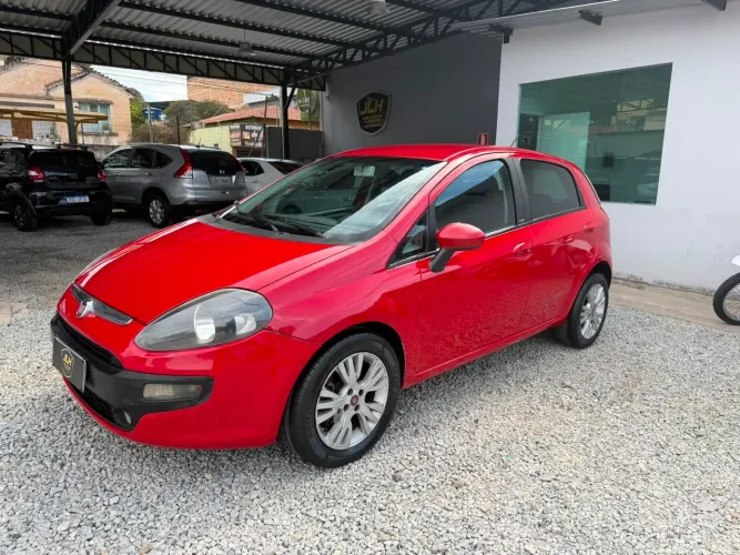 Fiat Punto Essence 1.6 Flex 16V 5P 2013
