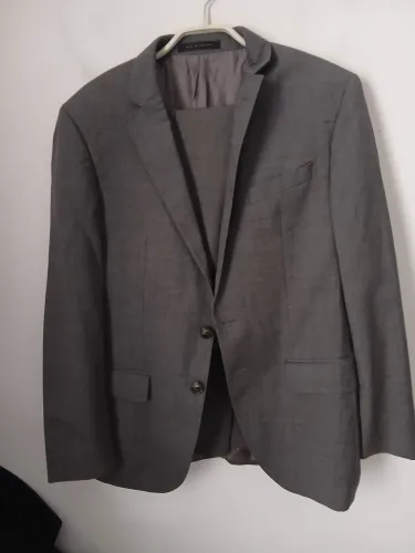 LINDO TERNO CINZA HUGO BOSS LÂ ITALIANA SUPER 110 impecável N44