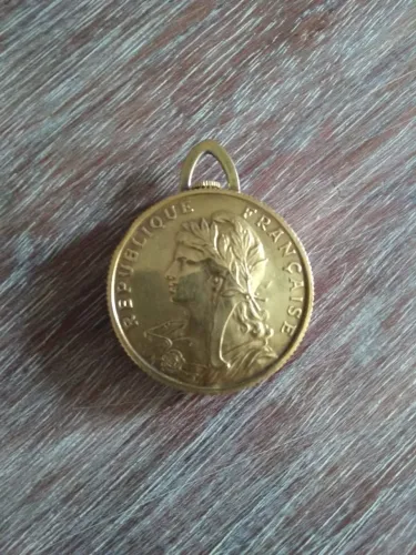 Relógio Medalhão Dourado Antigo - République Française