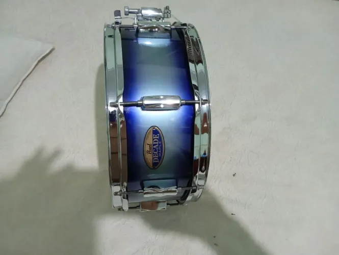 Caixa pearl decade