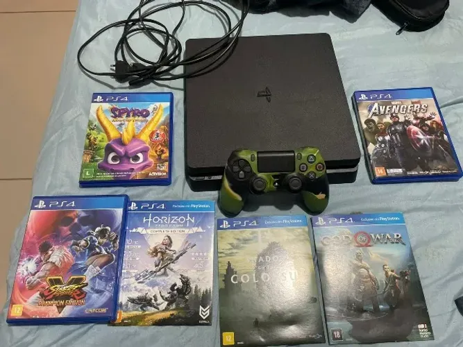 Playstation 4 - PS4 Slim 1TB