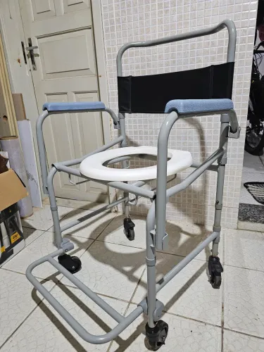 Cadeira De Banho Higiênica Dobrável D30 100kg Dellamed