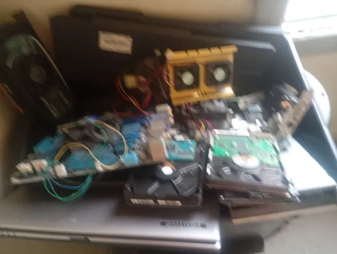 Vendo peças usadas de computador pra