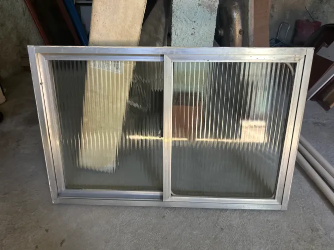 JANELA ALUMINIO