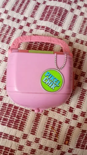 Pixel chix mini