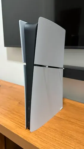 PlayStation 5 Slim Novo na Caixa + Controle DualSense