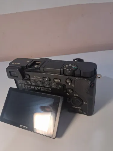 Sony A6000 somente corpo +bateria de brinde!