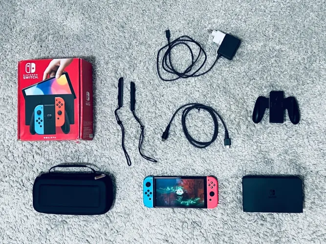 Nintendo Switch OLED ( desbloqueado)