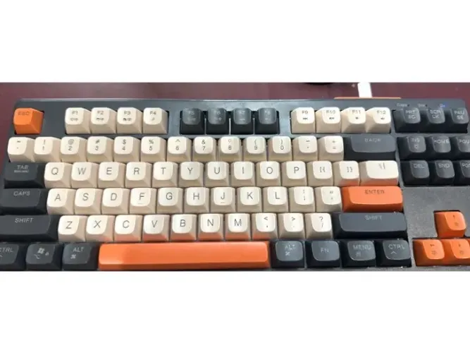 Teclado FREEWOLF M87 Wireless Dual Mode - Excelente estado
