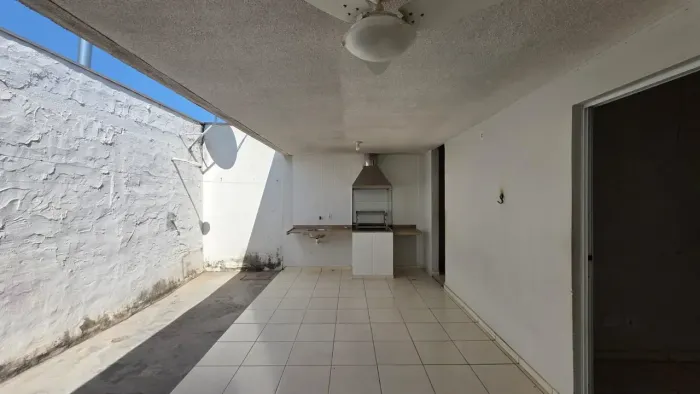 Condomínio Terra Nova Casa 3Q com churrasqueira